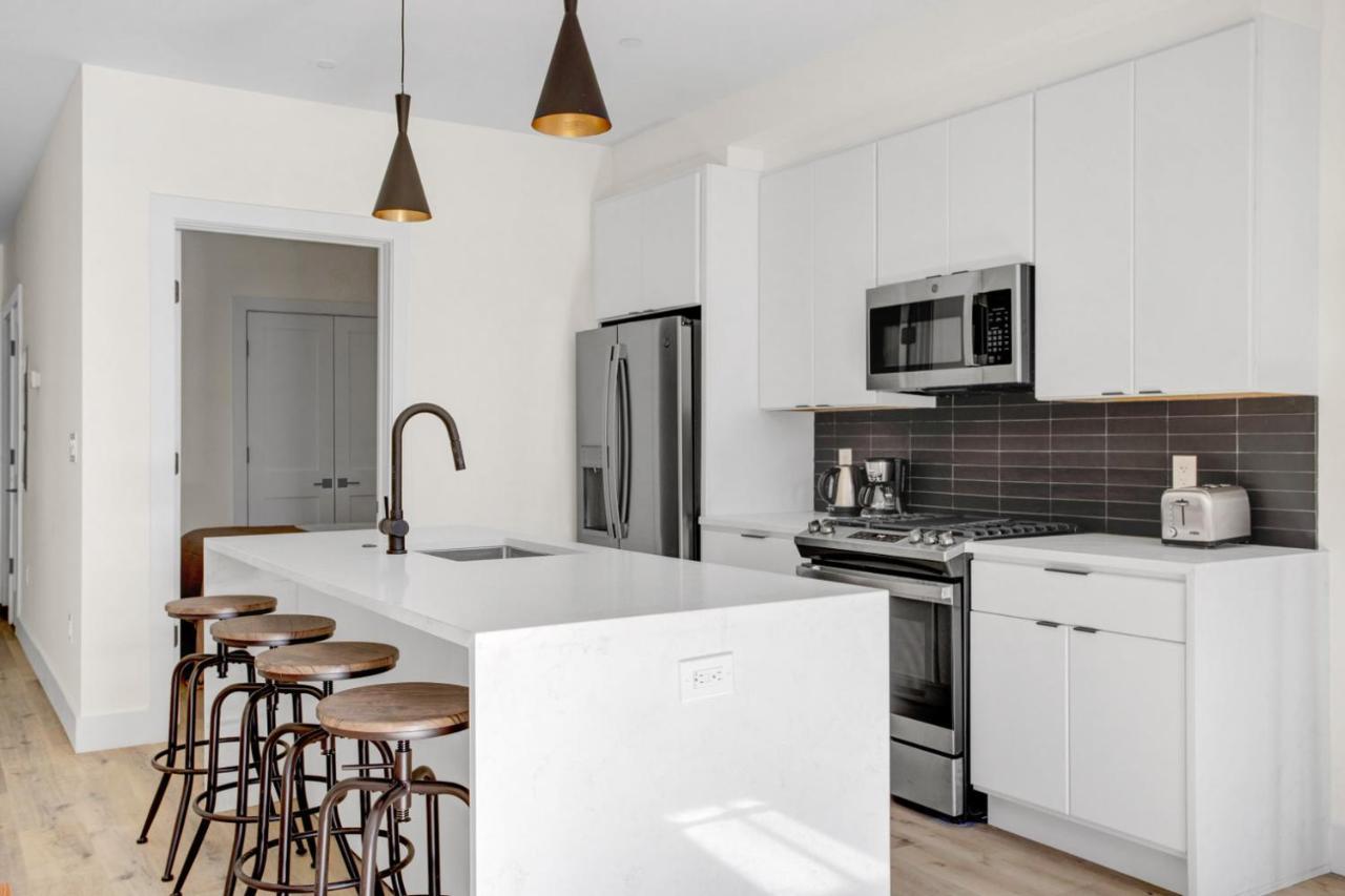 Apartment Eastern Mkt 2br W Wd Rooftop Nr Tj Metro Wdc-405 Washington
