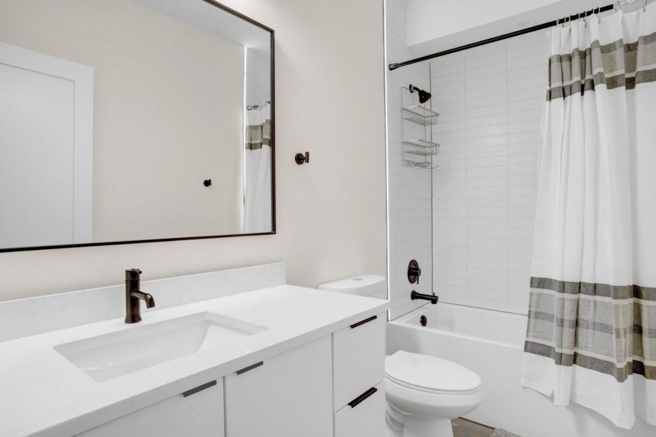 Eastern Mkt 2br W Wd Rooftop Nr Tj Metro Wdc-405 *